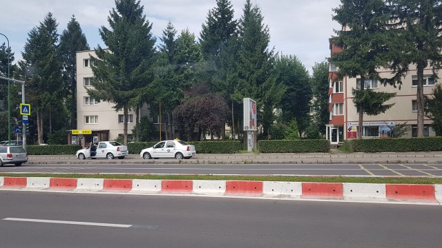 Brasovin lähiö ei niin kovin erilaiselta näytä kuin Helsingin lähiökään